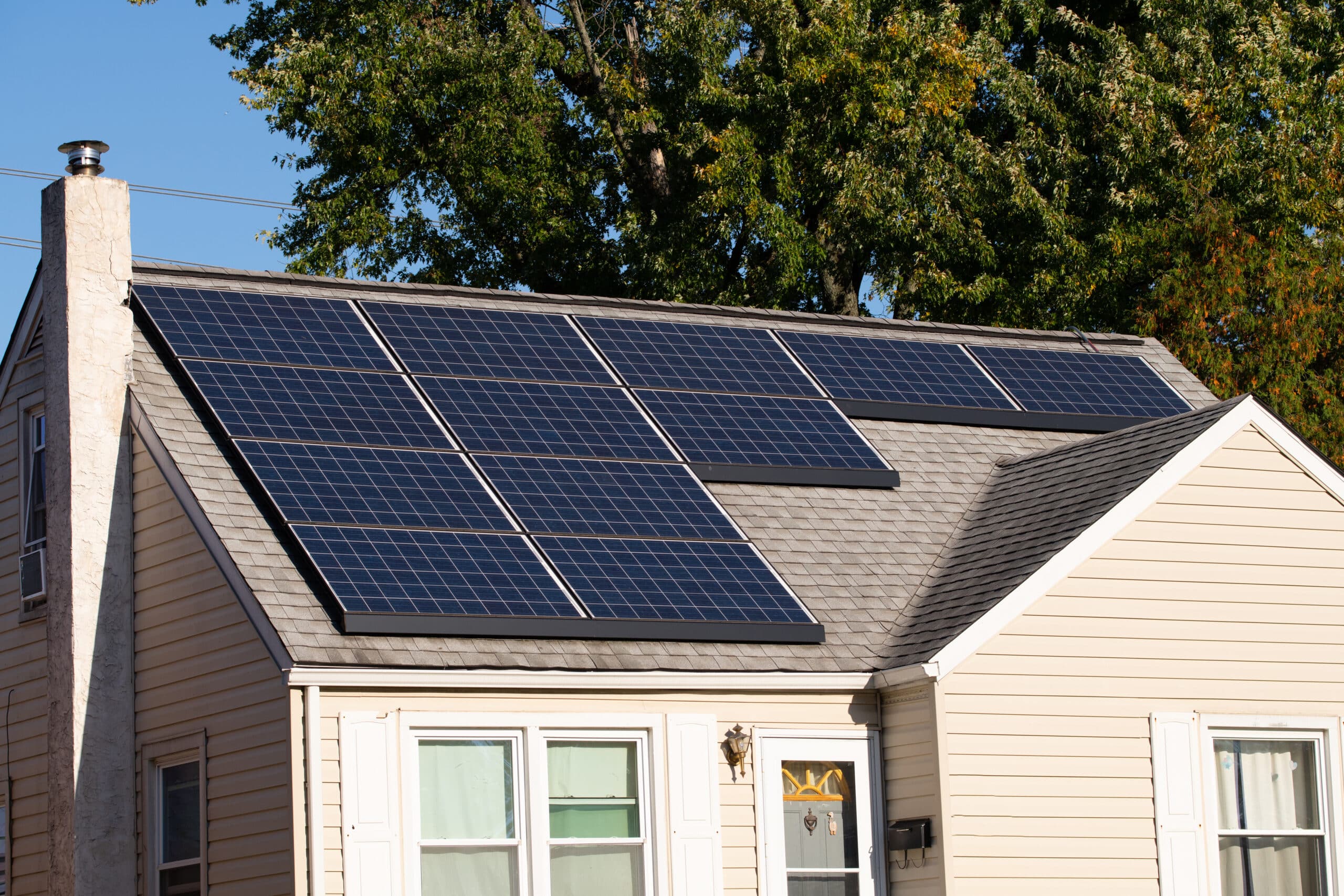 licensed-solar-installers-contractors-carolina-ri-scaled.jpeg